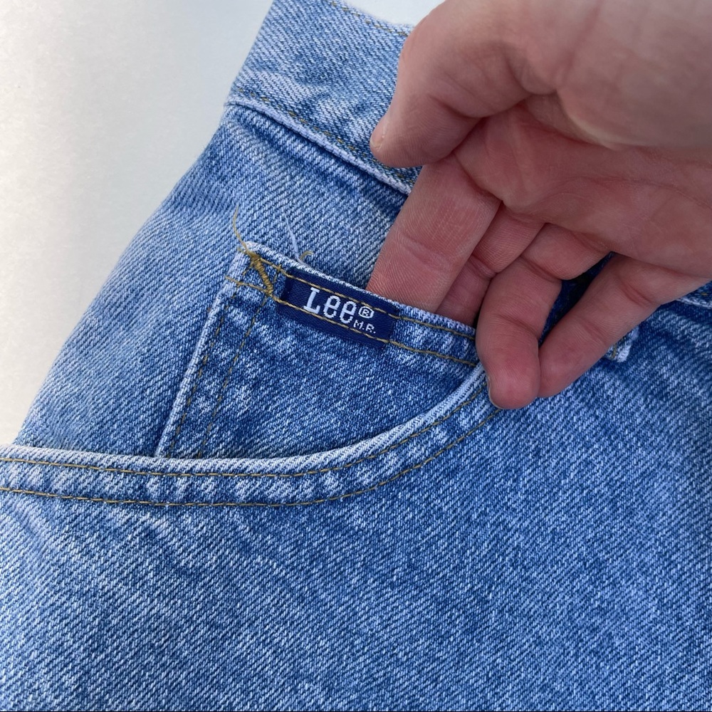 90s Mom Jean Shorts High Waisted Lee Brand 100% cotton, authentic, medium wash - Picture 7 of 14